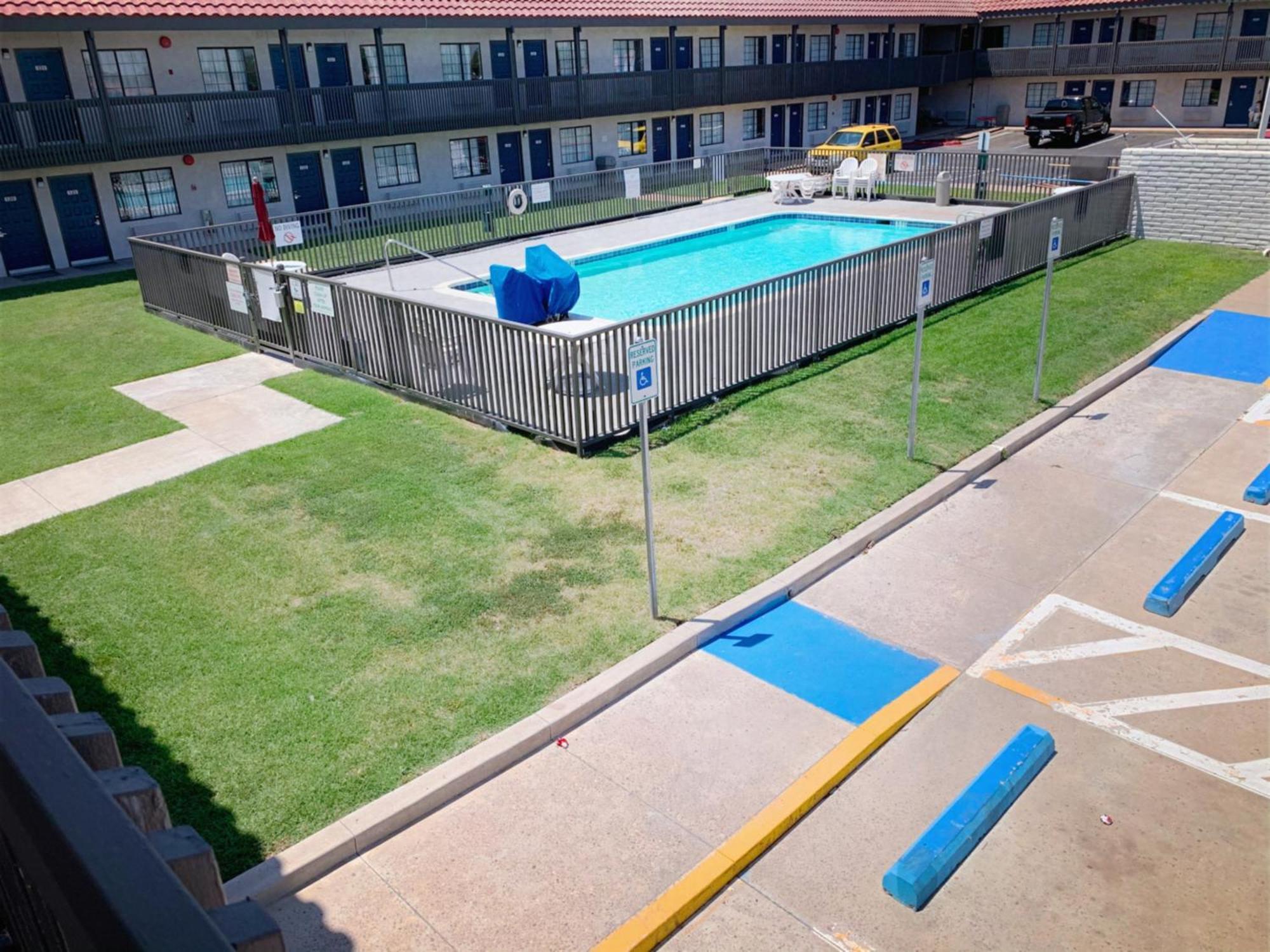Motel 6-Amarillo, Tx - Airport Buitenkant foto